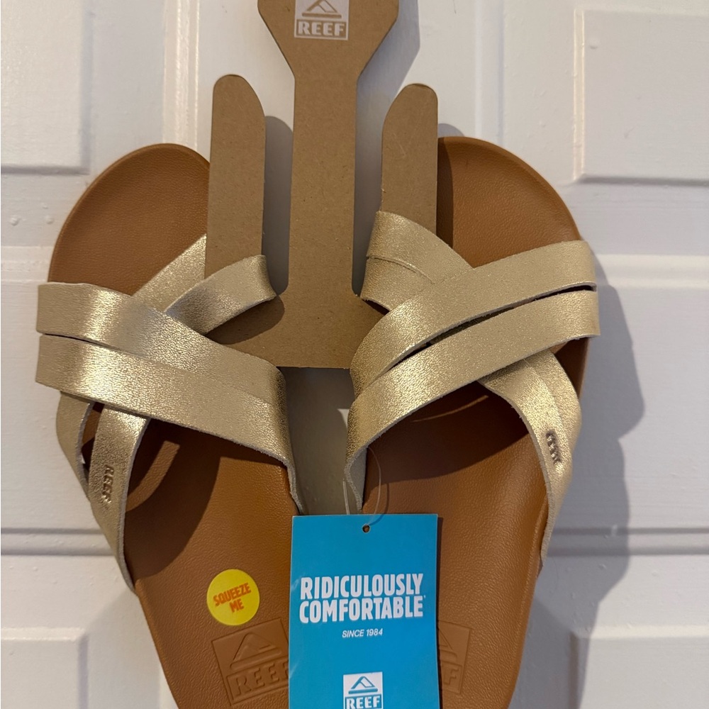 Reef Cushion Spring Bloom Sandals Size 8